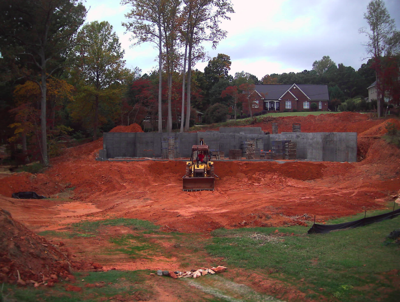 ShannonSpake's tweet photo. Just checking up on our "future home" (and the husband on his tractor) using my @EyeTrax camera!!!! Its so cool to watch the progress even when I am out of town for work!!! #CellularCamera #SolarPowered #MotionActivated #Eyetrax https://t.co/hdPljhdgVg