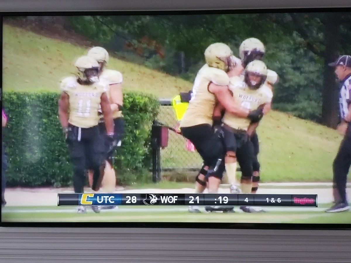 ClevengerKate's tweet photo. Watched @_dsvay_7 score a TD to help send Wofford into OT! Wofford WINS! https://t.co/XXrIl8sTWq