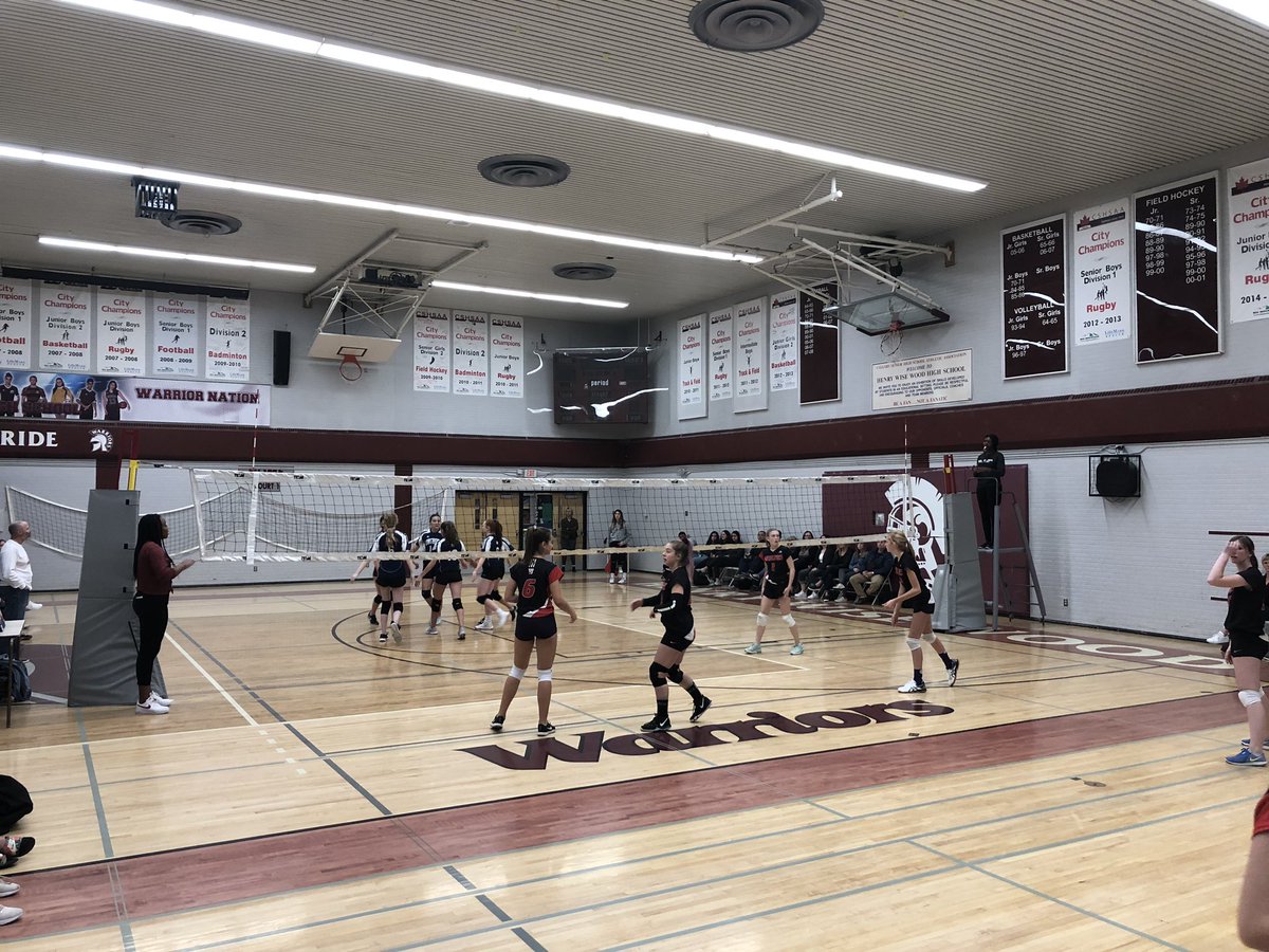 We always love hosting our feeder schools at our annual Volleyball Feeder Frenzy. Looking forward to having all of these athletes join us in 2020! Congratulations to the Woodman boys and John Ware girls who are the 2019 Champions! @principalwise <a href="/WarriorsHWW/">Tony Barile</a> <a href="/6Yycbe/">Area 6_yycbe</a>