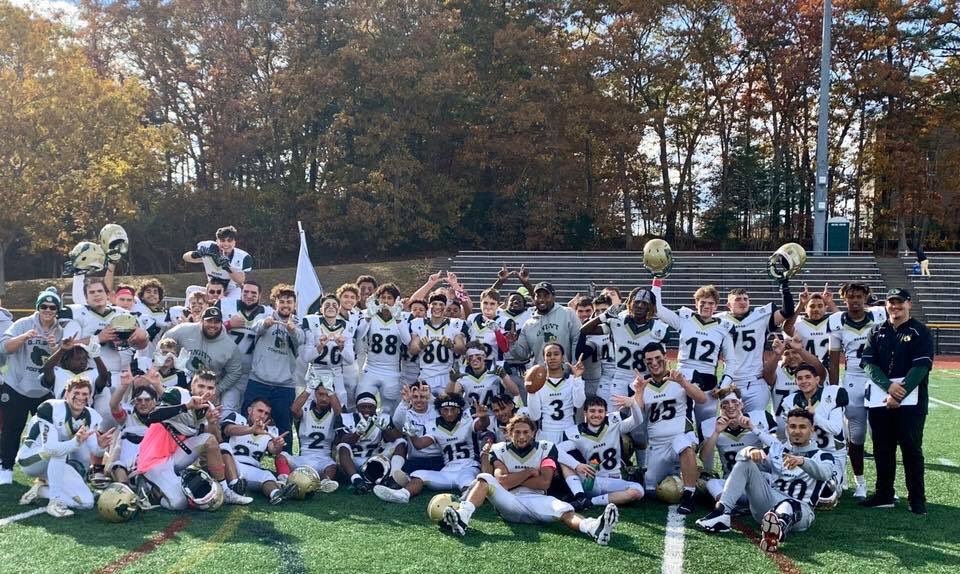 Unofficial but according to <a href="/In_The_Slot/">Jim Clark</a> <a href="/GNBVTathletics/">GNBVT Athletics</a> will be the 7th Seed in D6 South traveling to #2 Rockland. Official brackets will be released tomorrow morning #bearsarebackintheplayoffs <a href="/SC_Varsity/">SouthCoast Varsity</a> <a href="/GNBVTHS/">GNB Voc-Tech HS</a>