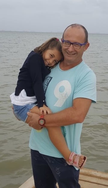 #SOSMarMenor preparando las pancartas con Paola y sus amigos!!! 
30-O CT 
una generación que crecerá su infancia sin conocer a su amigo el Mar Menor 
#MarMenorTeQuiero