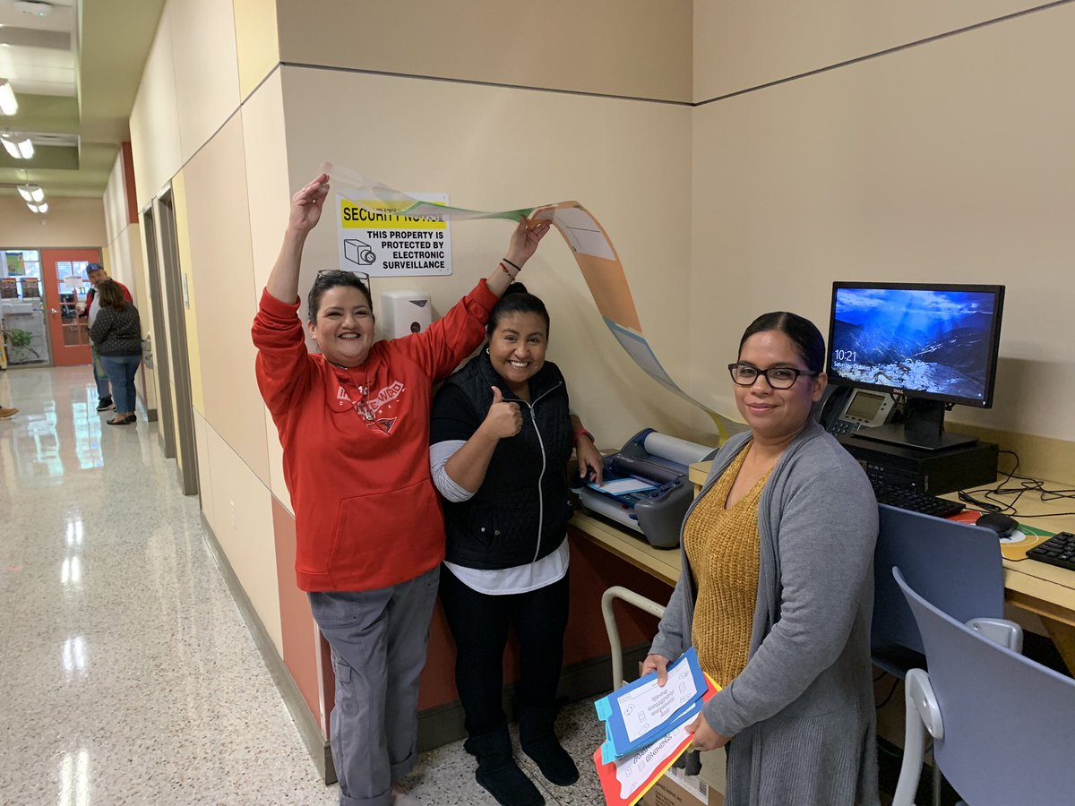 RamLealAE's tweet image. Thankful for my wonderful Kinder SUPERSTAR Teachers! 🌟💫⭐️ 3rd Reporting Pearlized Math Trainings / Make &amp;amp; Takes #ConnectwithECISD #TeamMath #KinderRocks