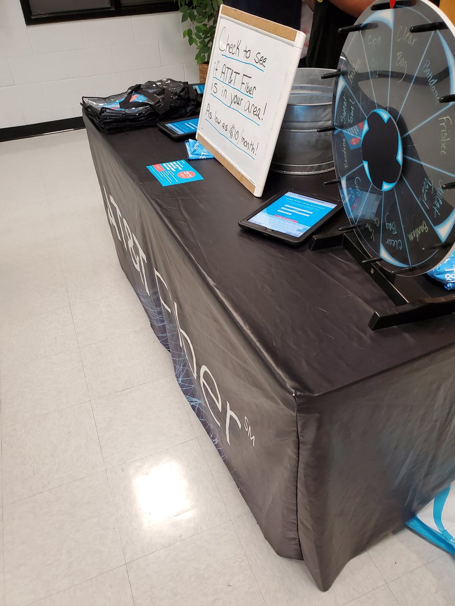 Always a great time doing Fiber events <a href="/southparkporta1/">Portablesbelgate</a> #TheNotoriousOnes #BelGREAT😎 <a href="/LoganEaves2/">Logan Eaves</a> <a href="/elthonmunoz/">Elthon Munoz</a> <a href="/JakeAraghi/">Jake Araghi</a> @ATTPortablesEVD <a href="/AllyG52/">Allyson Gilberto</a> <a href="/AdamMRagab/">Adam M. Ragab</a> <a href="/404girl/">Betsy Francis</a>