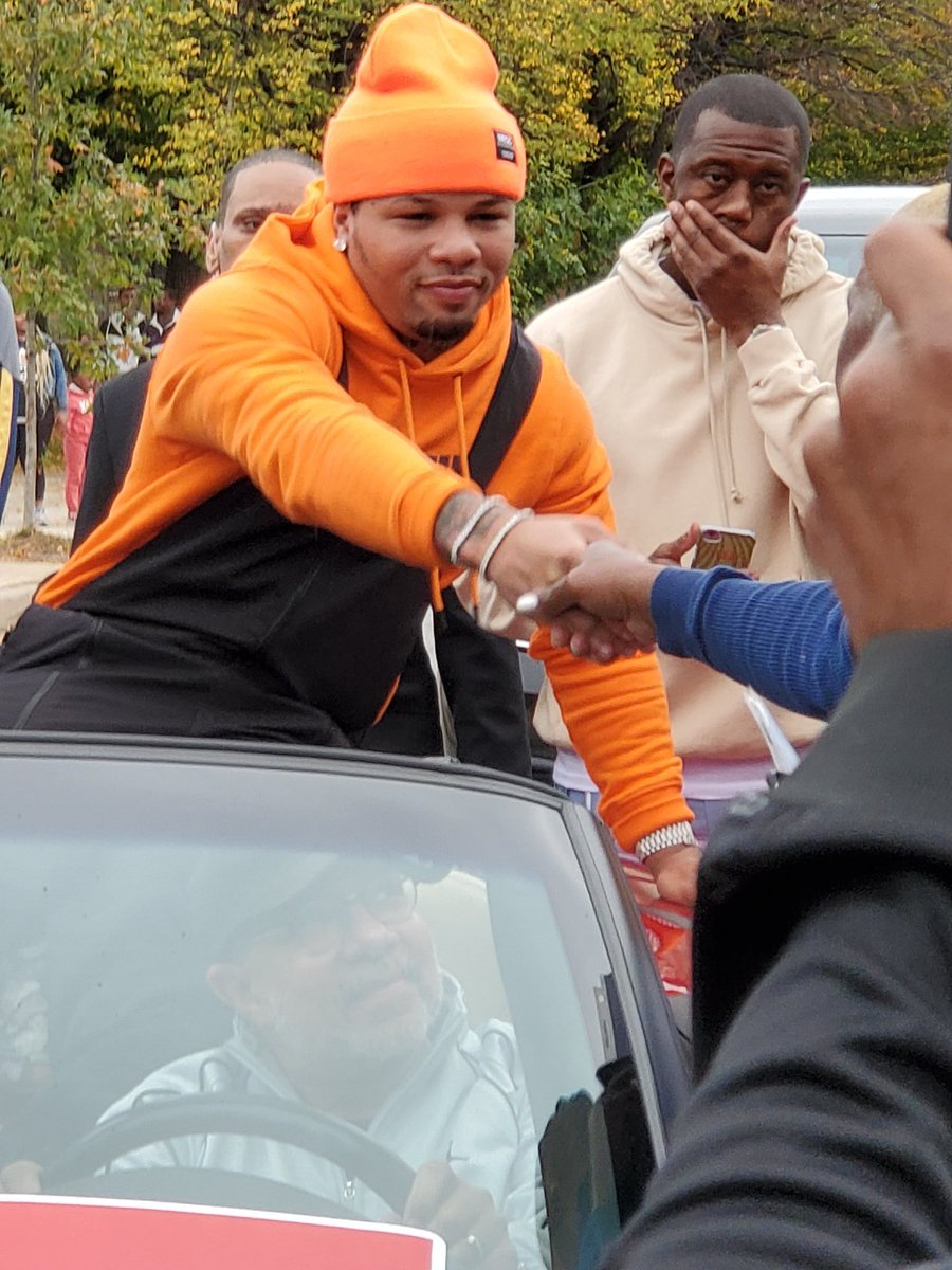 MommaNea's tweet photo. The parade for our #HometownHero @Gervontaa was really nice. #MyBmore #IAmBaltimore #MoneyTeam 🥰💯 https://t.co/ldOXqpYWNi