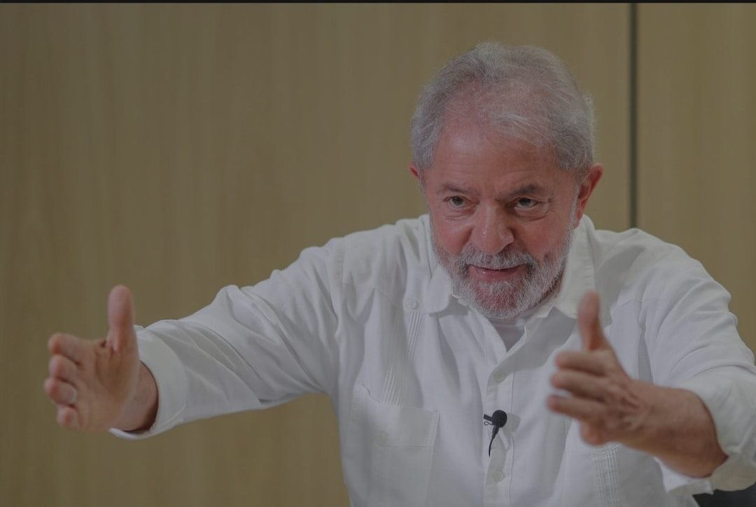fatimabezerra's tweet image. Já pensou hein... @LulaOficial dizendo que quer morar no Nordeste, pensou na Bahia e no Rio Grande do Norte. Se for pra ficar perto da praia, tem uma casa ali na Redinha só escutando a conversa. 😍💜❤️ #chegue facebook.com/32658931737563…