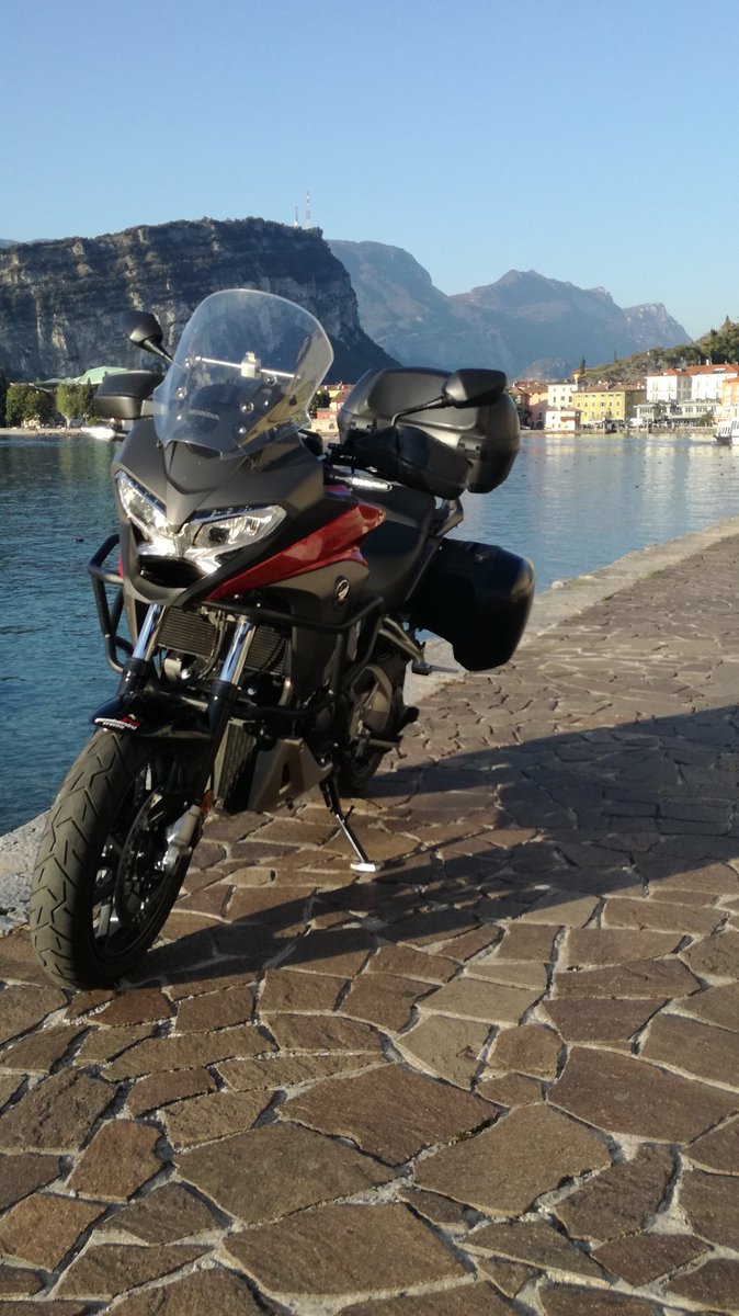 MarcoOssTrento's tweet photo. Great hiking from #busatte to #tempesta @GardaTrentino https://t.co/WUa9Izaqjz