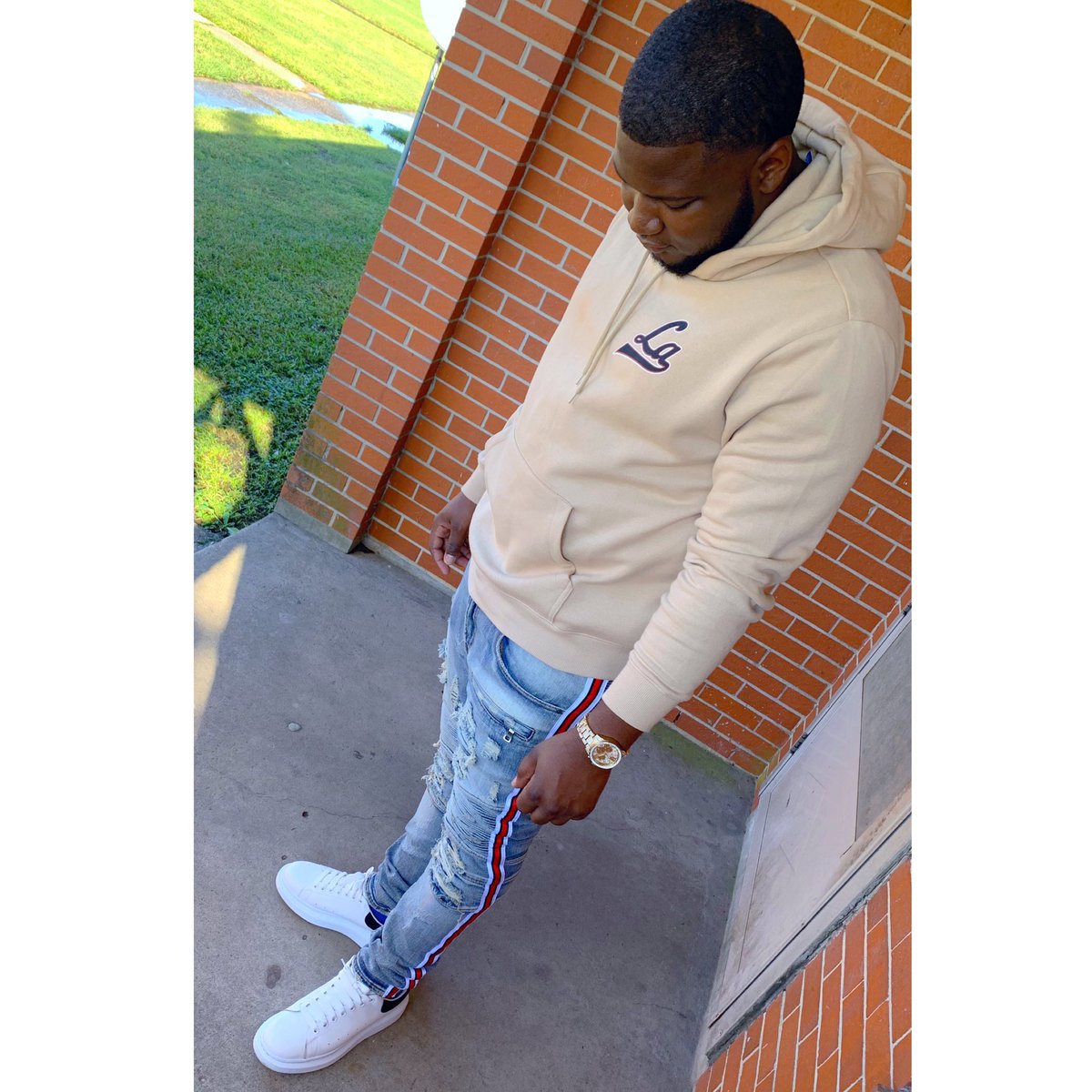 ynfnmyke's tweet photo. B R I C K  B A B Y  bxtch I still drink my juice when da noodles gone 🥀 #YNFN https://t.co/aUMf7azNez