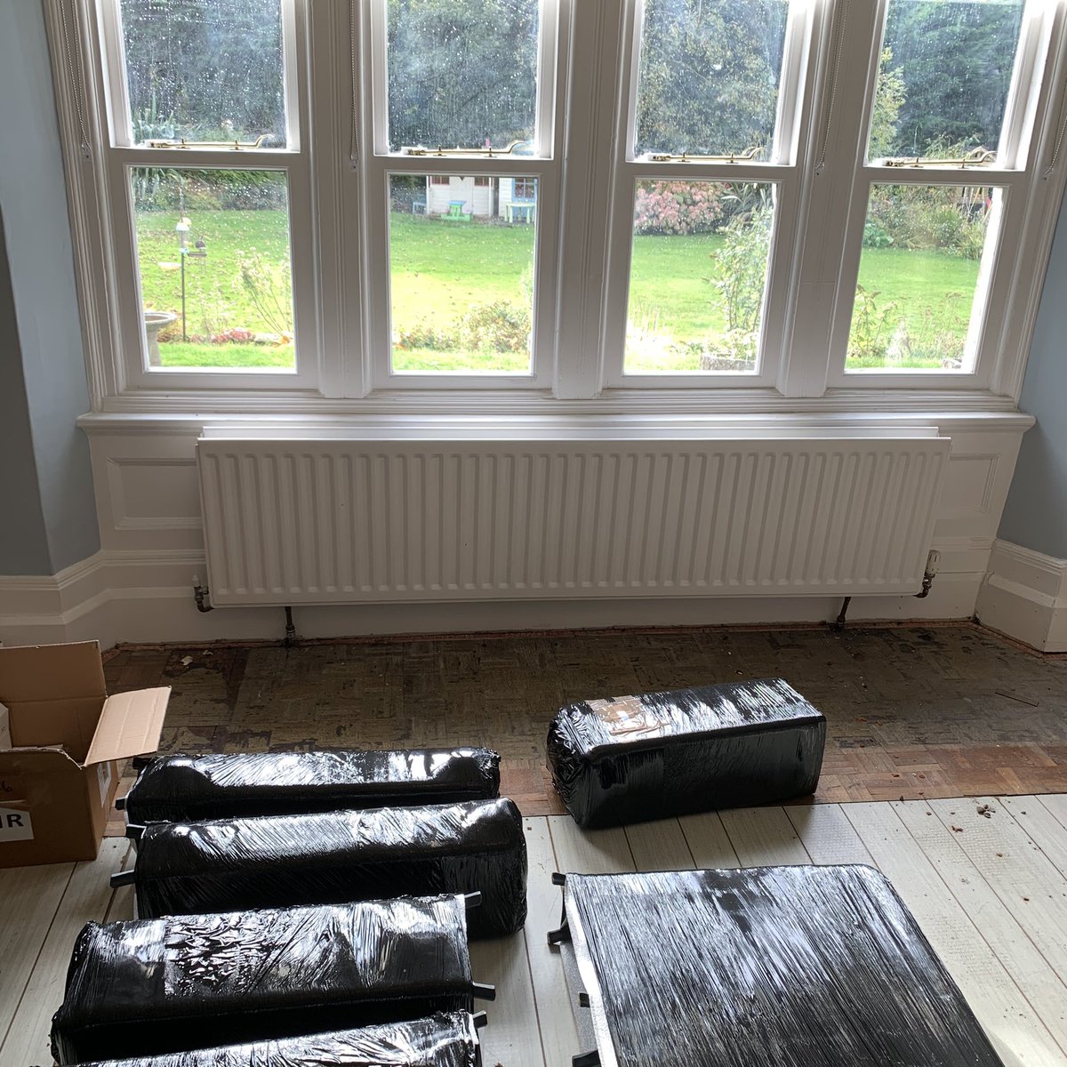 PCL_Net_Zero's tweet image. A selection of 5 cast iron radiators assembled and installed at a listed property in the area this week. So much graft for a radiator but the end result is stunning #plumbing #heating