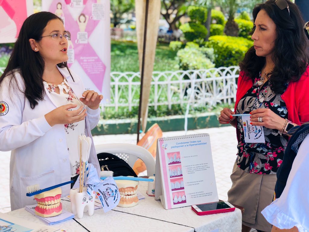lorecostaj's tweet photo. En #Catamayo participamos de la feria ciudadana, donde stands de @Salud_CZ7, @MIES_Zona7 y @MIDUVI_EC dan a conocer los servicios y atenciones que ofrece el Gobierno Nacional, a través de sus carteras de Estado, en beneficio de la población.

#DecididosACrecer 
#DiálogoPorLaPaz https://t.co/R8zvhEzKPy