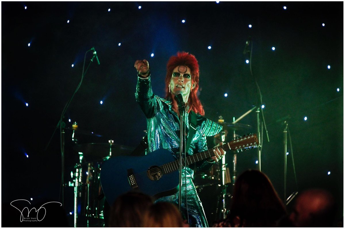 absolutebowie's tweet photo. #Bristol #Bowie lovers.
#AbsoluteBowie return to @FleeceBristol on Friday 29 November.
This show sells out every year so get your tickets soon.
We'd love to see you ->> https://t.co/rcxPKWG6sK
Pic: Brian Stott https://t.co/uAvHHiShPe