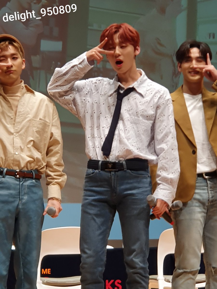 delight_950809's tweet photo. 20191026 목동 로운홀
윙크 
#황민현 #민현 https://t.co/mRaLCoK5JQ