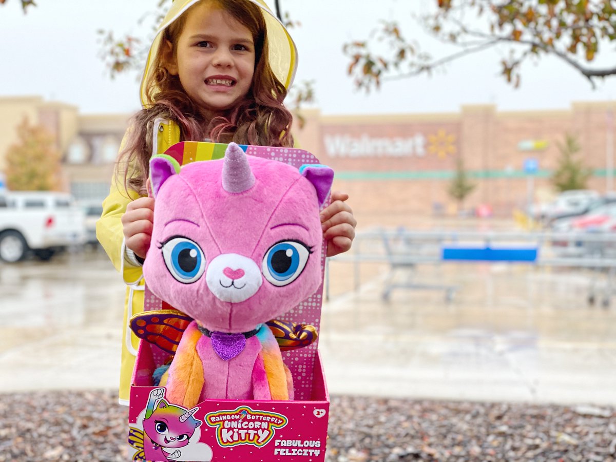 jessgrune's tweet photo. #AD She's part rainbow, part butterfly, part unicorn and ๐ฏ kitty! Emmy loves her new @RBUKOfficial Fabulous Felicity Plush by @Funrise_Toys. Pick one up at @Walmart! #RBUK #RainbowButterflyUnicornKitty #FunFelicity #RBUKImaginativePlay #NewToys #WalmartFinds #SocialSpotters https://t.co/LMGnclJ1ZG
