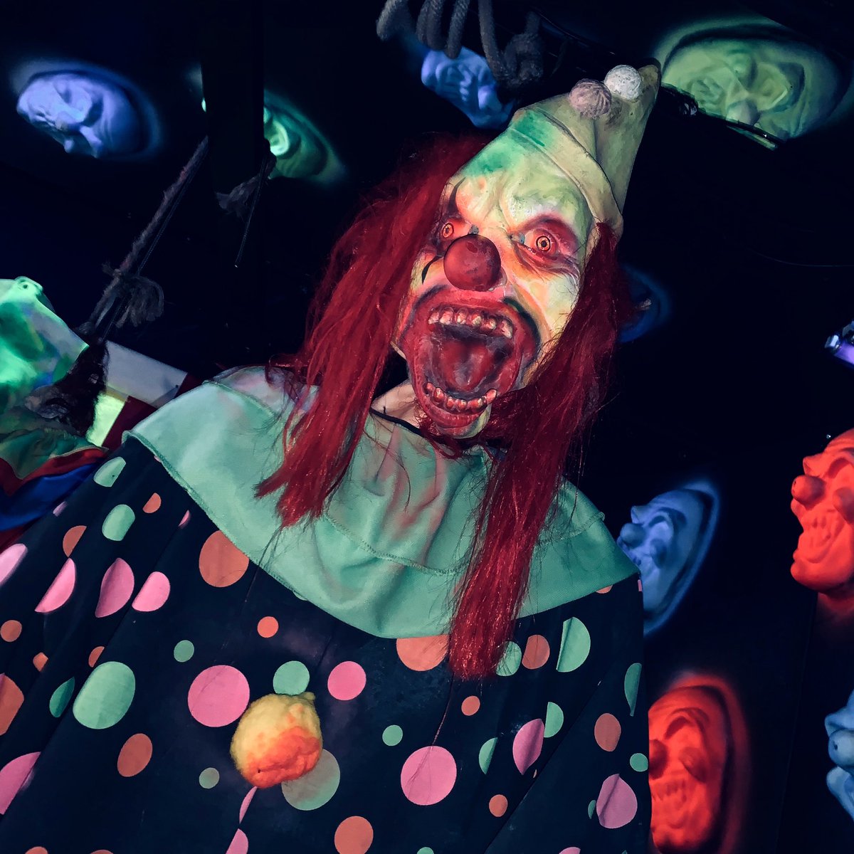 #Screemers  is open for another week, until next Saturday! Come party with the dead 💀🖤#livethefear <a href="/screemers/">screemers</a>