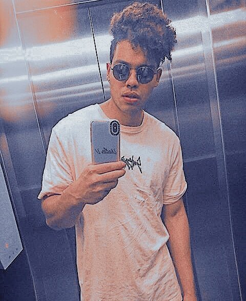 ItsSilverioGil's tweet photo. Que pedo gente ya llego el rey de la fiesta😎
#MachuParty https://t.co/0TMudOpolS