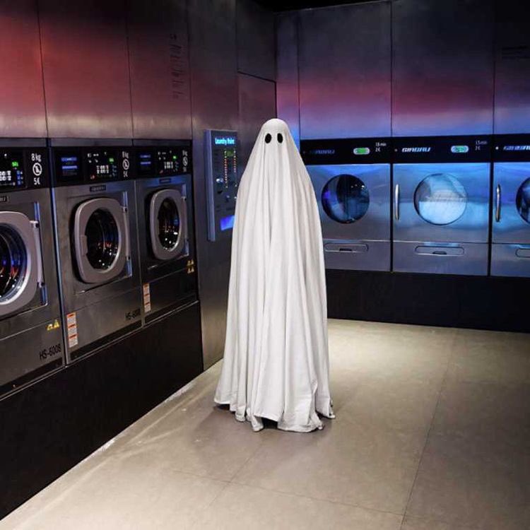 ghosts have laundry too