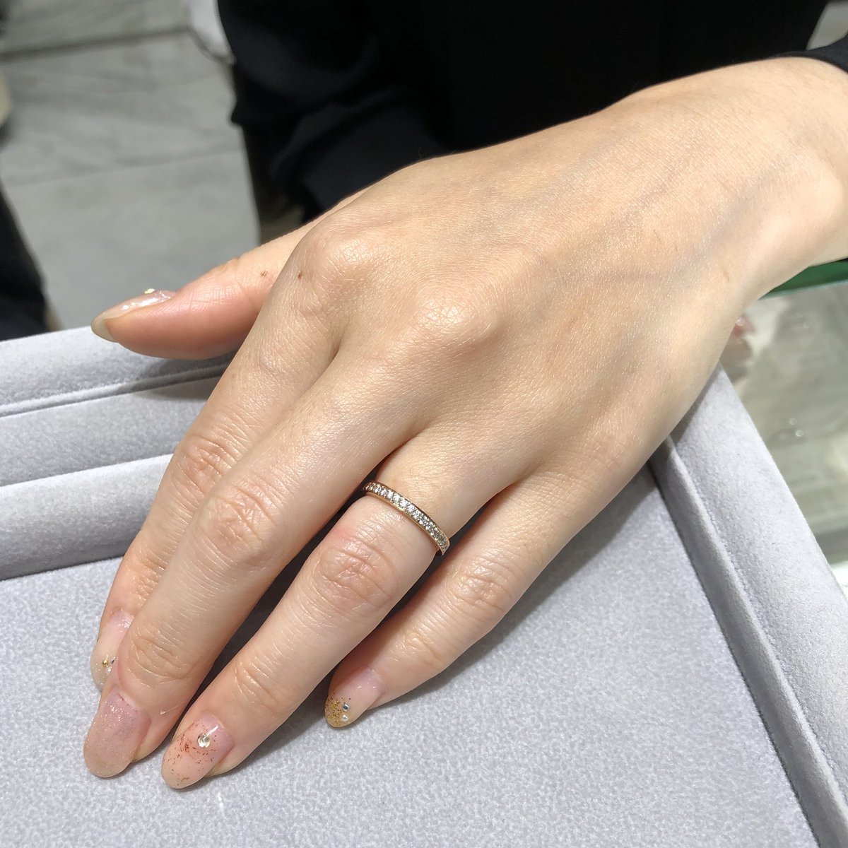 レハイム京都店 ゴールドのエタニティリングを結婚指輪としてお選びいただきました ダイヤモンド 婚約指輪 結婚指輪 マリッジリング 重ねづけ エタニティリング 指輪 リング ゼクシィ 京都 大阪 レハイム