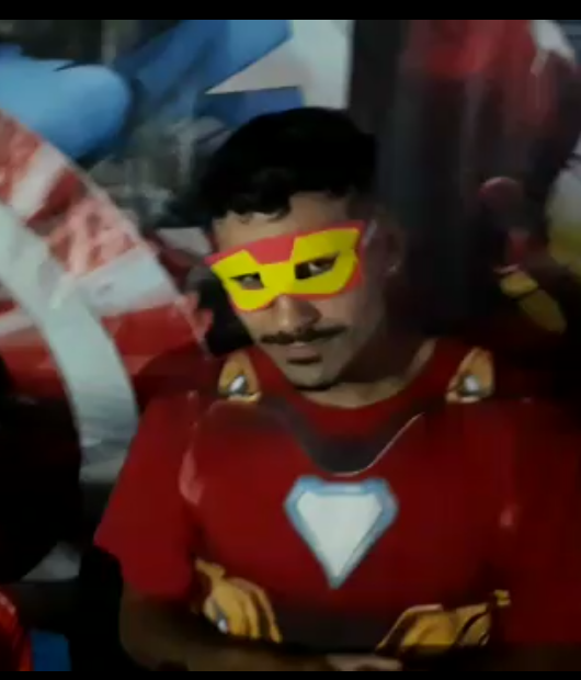 NcDominguezz's tweet photo. "A verdade é que... Eu sou o homem de ferro" https://t.co/YkugzBfPst