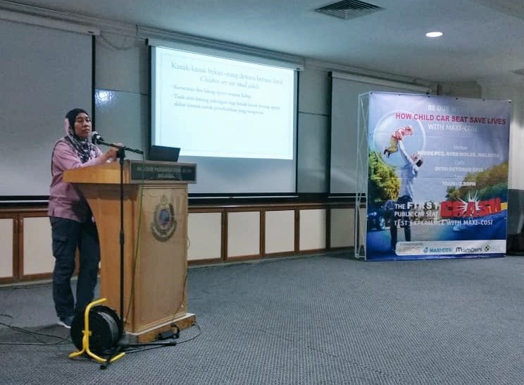 AzizDayang's tweet photo. Was speaking on "Impact of Accidents and Injuries on Children" at the #VSW2019 VehicleRoadSafetyWeek ChildOccupantSafetySymposium #COSSYM2019 Impressed w the MirosLab @BMW Crash Test. Well done @mirosroadsafety @Sitiza406 #MyCRSMandatory2020 Thank you for inviting! #SoMe4PedSurg https://t.co/4hBACBZ0C3