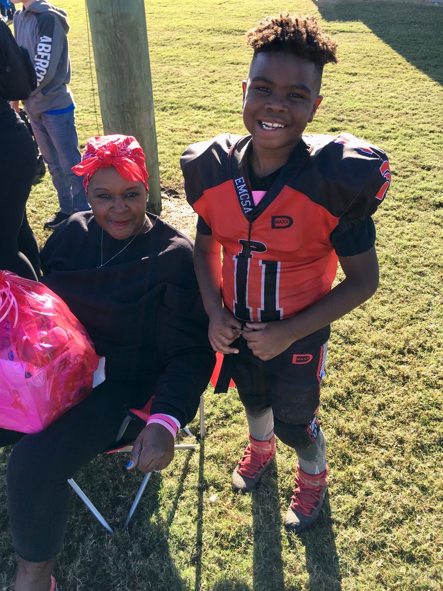 CedricReescano3's tweet photo. WE GO HARD FOR YOU EVERY GAME EVERY PRACTICE AND EVERY PLAY #AUNTA #FUCKCANCER #WeALLEN #KEIDRENREESCANO https://t.co/k4TRID10t1