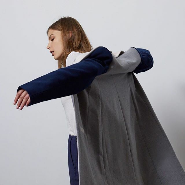 Time To Up Your Fall Jacket Game.
.
.
.
.
.
.
.
#colorblockjacket #colorblockcoat #femalefallfashion #womensfalljacket #falljacket #fallcoat #kneelengthjacket #kneelengthcoat #neutralcoat #neutraljacket ift.tt/32PI9RL