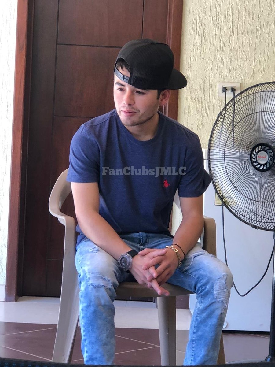 losprimoscdmx's tweet photo. @joseml_oficial Un momento de descanso en el Ranchito, Angostura🔴
•
@JoseManuel_Oficial🙏
#JoseManuel #JMLC #TeamJMLC
#MinombreesJoseManuel                           
#DELRecords 🙌🏻         #FanClubsJMLC ✨
#TeamPrimosdeJMLC
#TeamPrimosdeJMA747🇲🇽🇱🇷 https://t.co/2M8p1RIpyM