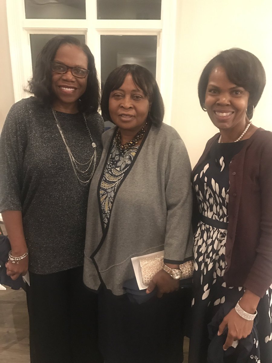 Doc_Fost's tweet photo. Dr. Smiley, Dr. Nteff and myself were honored tonight by the Clarkston Community Health Clinic for volunteering as Nurse Practitioners. @SONatCSU https://t.co/mKGF6foSRT