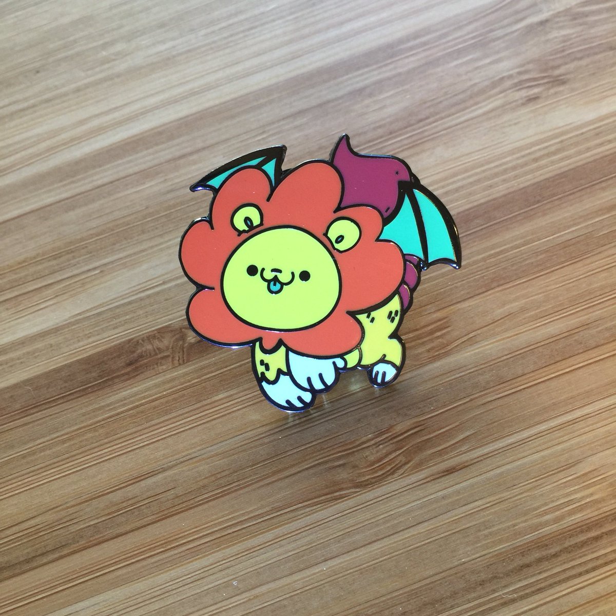 BestiaryLarry's tweet photo. Snapping some new pics, help us collect the rest of their friends by becoming a backer today https://t.co/mcdkXqd1xe

#enamelpin #pingamestrong #pinsofig #pinaddict #pinobsessed #pin #pinlover #pinstagram #pinbadge #bookishpin #pincollector https://t.co/JBgYutTolT