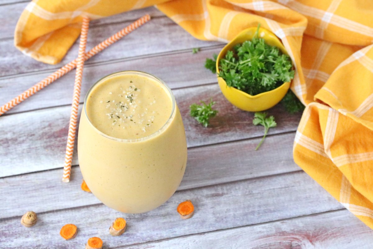 FitasaMamaBear's tweet image. Turmeric, probably one of my most favorite herbs/roots and I am ALWAYS sneaking it in somewhere.

fitasamamabear.com/orange-mango-t…

#smoothie #smoothietime #vegan #glutenfree #recipe #RecipeOfTheDay