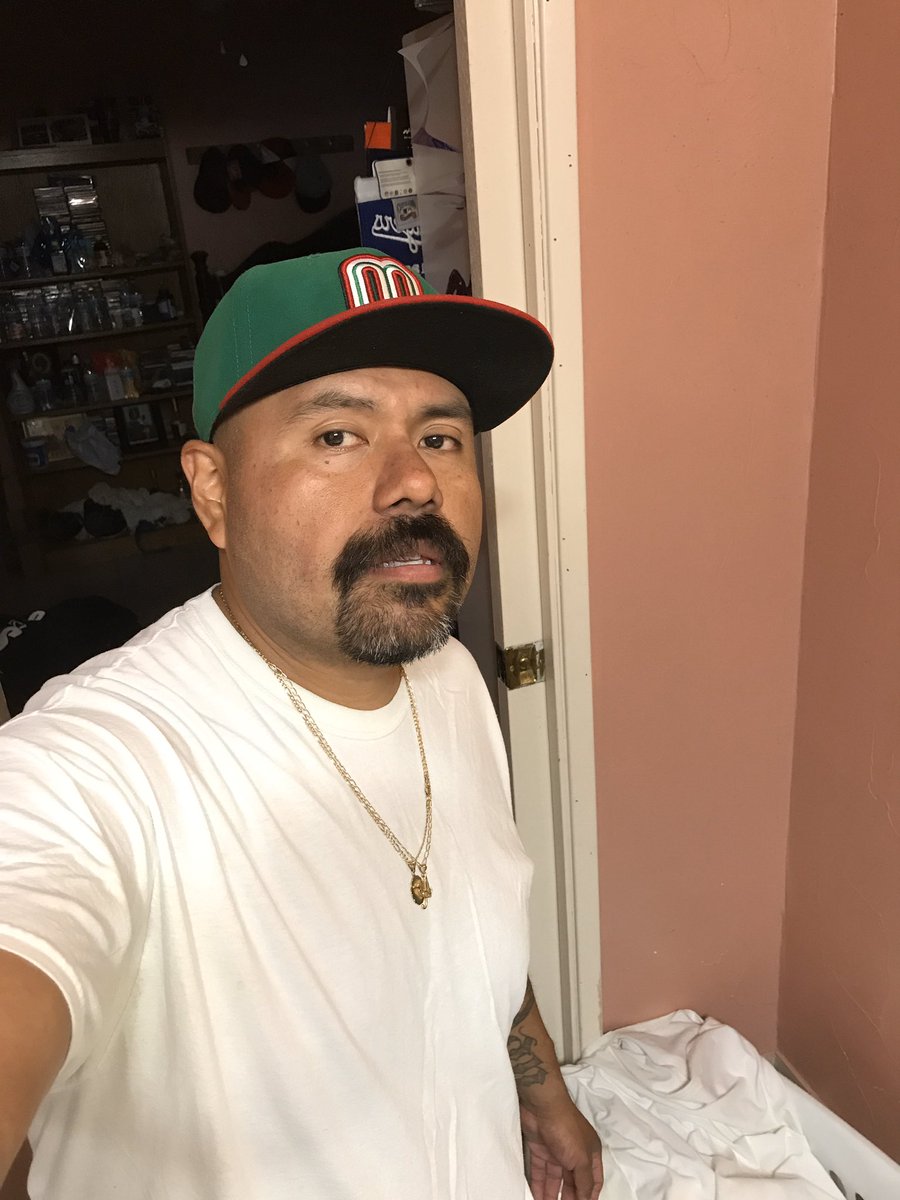 agonzoleftarm's tweet photo. Time to go eat for my niece bday parri, #maga2020 #clownshow #posole #tamales #bearsat10a https://t.co/UUn0vAGl7g