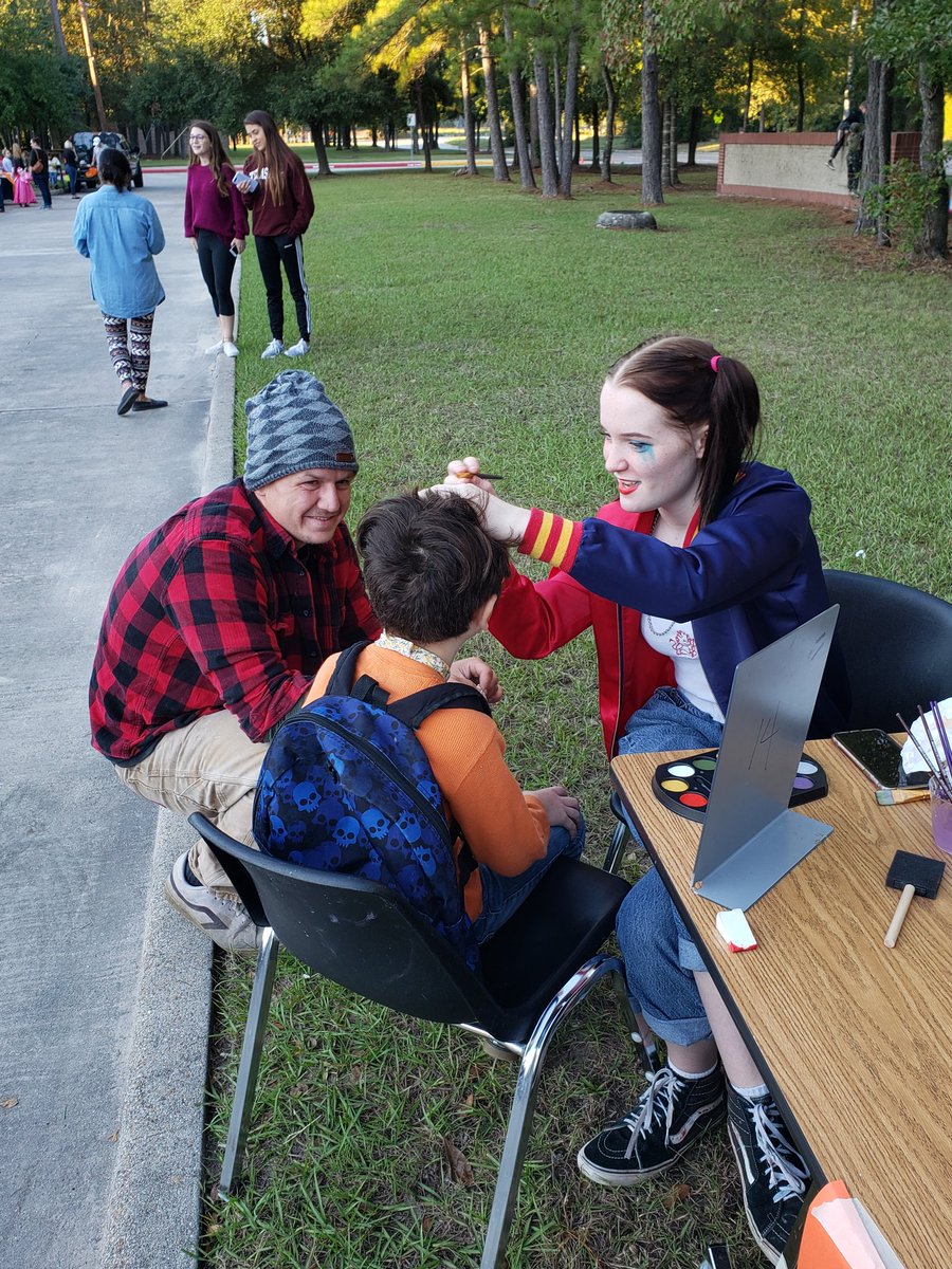 Art students had a great time face painting at Panther Pals Trunk or Treat 2019!!
