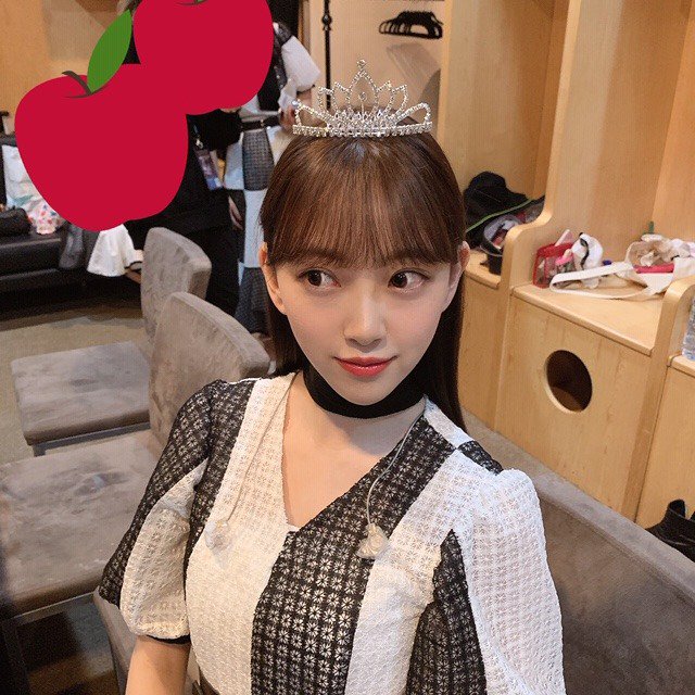 nogizaka46's tweet photo. 【ブログ更新 堀未央奈】 上海ライブ https://t.co/z9AKEbIESX https://t.co/XRlUCWr7xL