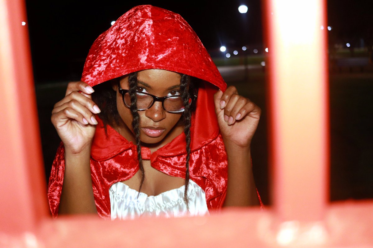 limbrickpics's tweet photo. Highlights from our client Bryana's Halloween photoshoot. She makes a lovely Red Riding hood!

Book Now!
#halloween2019 #Halloween #costume #photography #limbrickpics #photoshoot #freelance #cosplay #pvamu #redridinghood #trickortreat #spooky #octobermood #31DaysOfHalloween #red https://t.co/GRHMTK6eBZ
