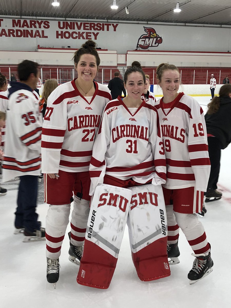 Sfnbgirlshockey's tweet photo. Three former Saints playing for SMU 🏒👍🏻🥅 https://t.co/DCvJD5TgyL