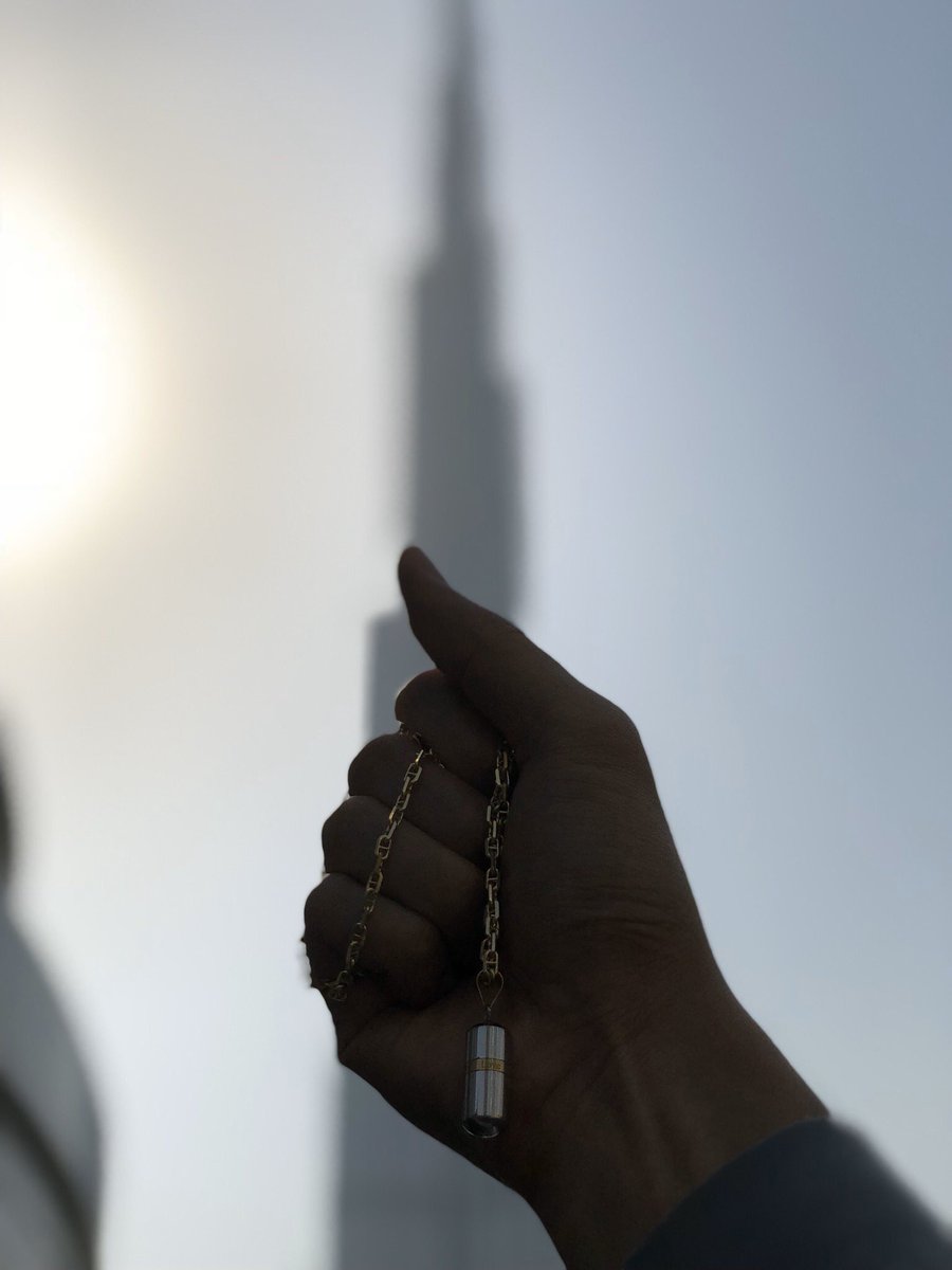 Tsopets's tweet photo. Look Mum #BurjKhalifa just like I promised hope you can see it. Labyu! 07.04.18 https://t.co/bKlNq83EVf