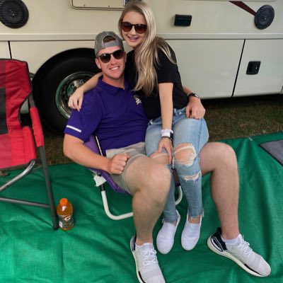 RedwineLeah's tweet photo. #NewProfilePic https://t.co/tCRdSeWtrg