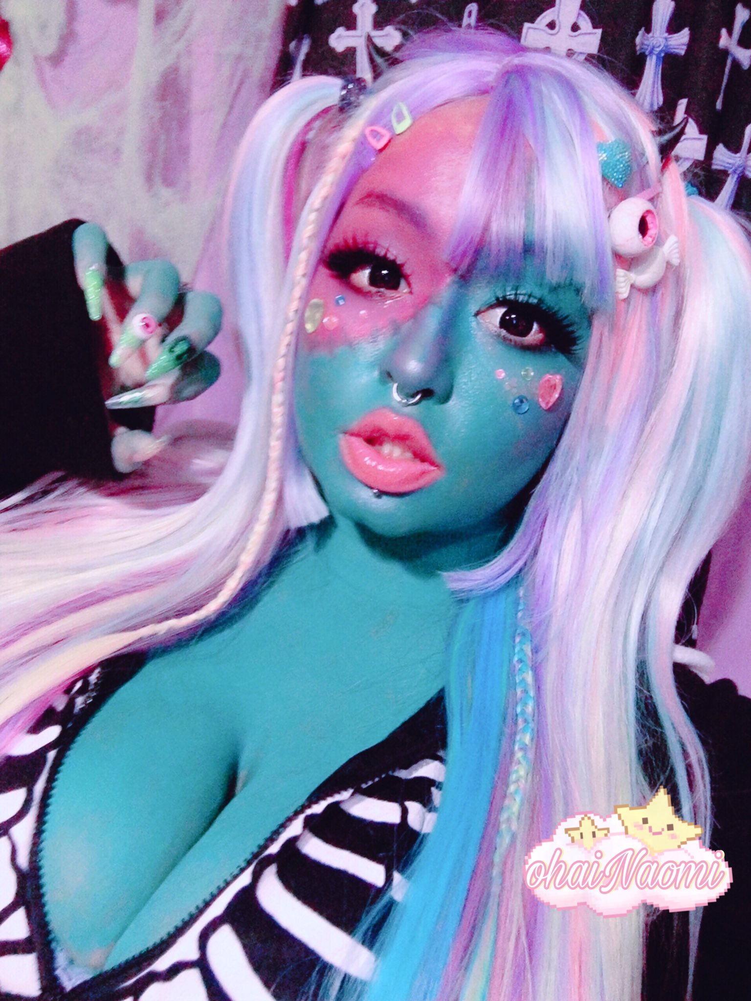 1 pic. pics from my first makeup test 👻💕 https://t.co/tIXL397U8R