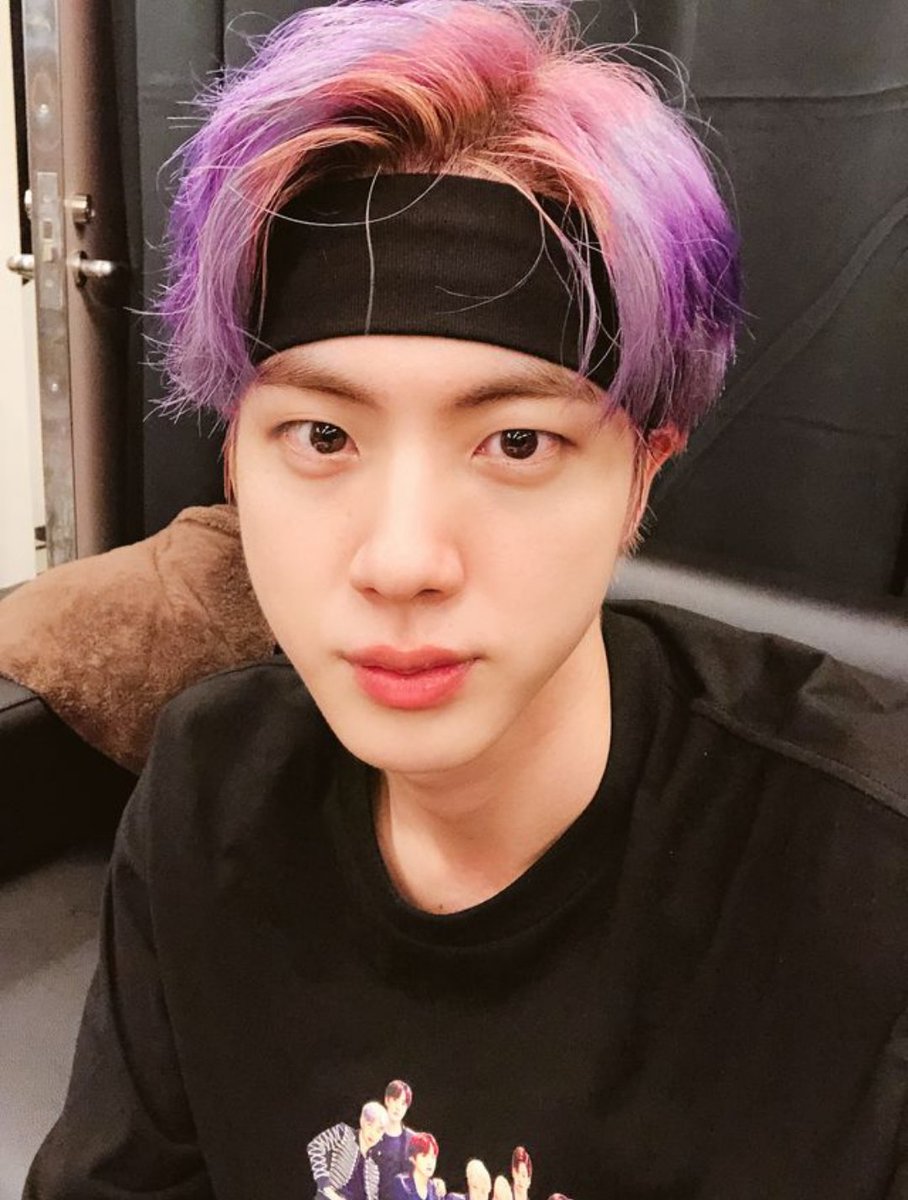 I trust how strong and beautiful you are BUT IT'S THE OTHER ZOMBIES THAT I DON'T TRUST! DO YOU HAVE ANY IDEA WHAT A WONDERFUL PIECE OF MEAT YOU ARE, JINNIE!?! HAVE YOU SEEN YOUR PLUMP CHEEKIES, BAE!?!