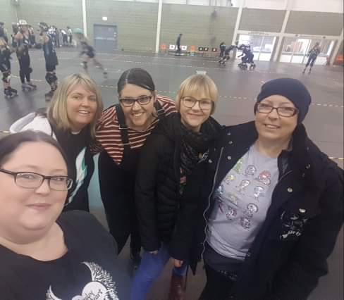 BarnsleyBHR's tweet photo. #BBHR trackside for day 2 of #HumberStruck2019 . We're looking forward to another awesome day of #RollerDerby. @hullsangels https://t.co/5fsxkgwsM5