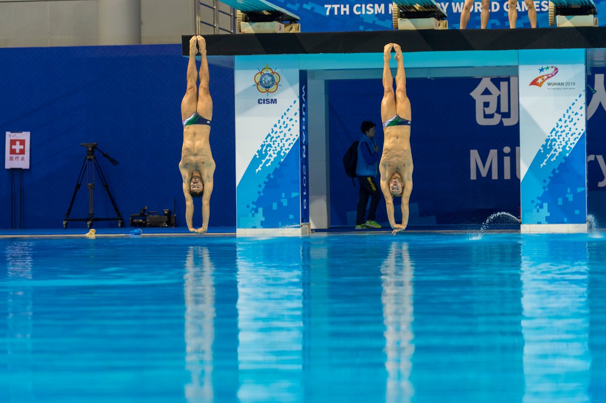 #27ottobre #Wuhan2019: l'ultima giornata dei Giochi Mondiali Militari si apre per l' 🇮🇹 con una medaglia di bronzo 
 🥉nei tuffi sincronizzati da 3 metri. Complimenti al Sc2ªcl. Tommaso Rinaldi e Sc2ªcl. Gabriele Auber dell' <a href="/ItalianNavy/">Marina Militare</a> per il podio conquistato #ForzeArmate