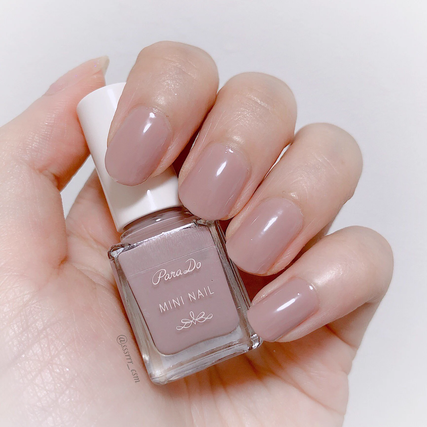 300円で買えるパラドゥのネイルカラーが可愛すぎてツラい！！