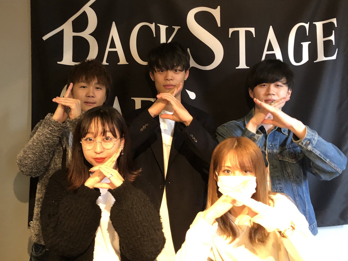 kaiwais_'s tweet photo. \#かいわいず 再放送/
19時〜
視聴はこちらから📻
https://t.co/Vz9eTkZAyV
✨出演者✨
#竹内唯人
#たけうちほのか
#カノックスター
#そのうちやる音
#けーや https://t.co/W3M2SnfaRG