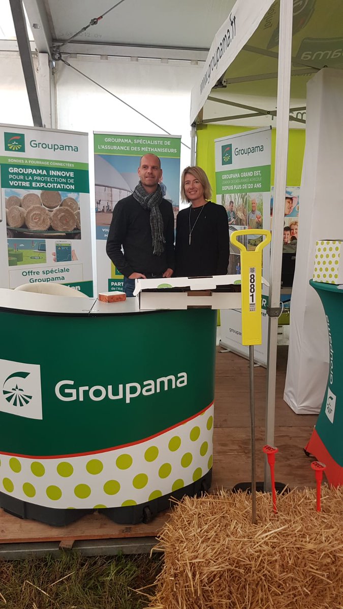 quanturi's tweet photo. Sonia Duchesne (responable de secteur) et Jérôme Rouveure (conseiller agricole) chez Groupama présentent les sondes connectées pour le foin #HAYTECH et les céréales #Tango à la foire de Simon et Jude à Habsheim.
#Security #safety #agtech #smartfarming https://t.co/Rit1mCnUuz