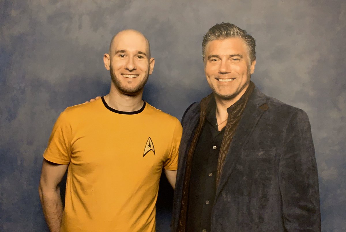 RatherBeOnRisa's tweet photo. Had a great time at my first @StarTrek_DST yesterday. Am already hoping to attend all 3 days in 2020!🖖 #LLAP #StarTrek #DST #DST2019 https://t.co/X2PHyLkQ06
