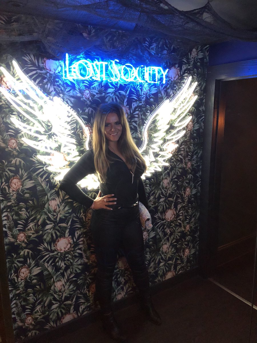 Alex 🌙 tweet media