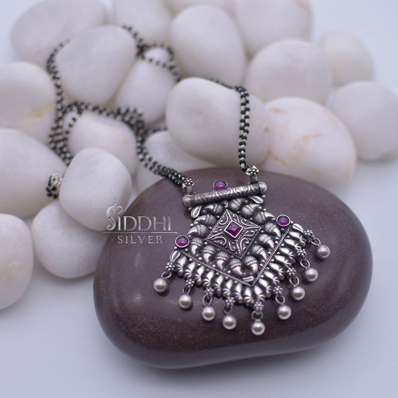 SilverSiddhi tweet picture