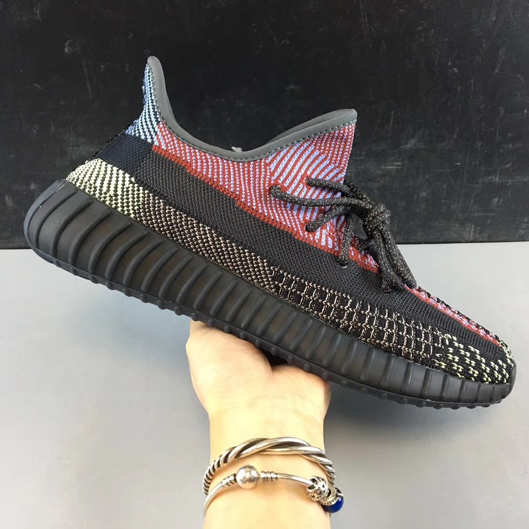 YALL SLEEPING YEEZY BOOST 350 V2 YECHEIL