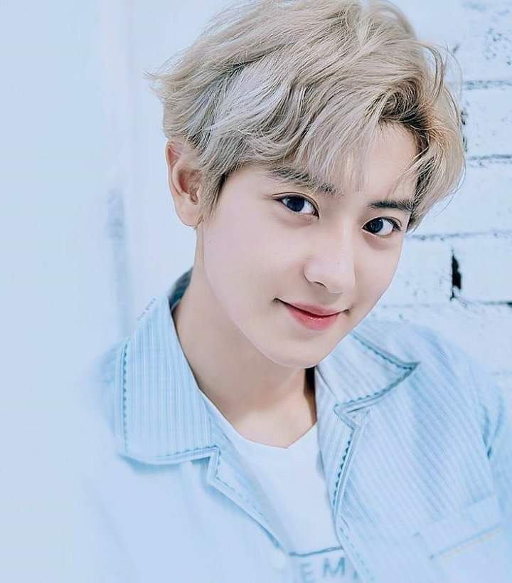 Maiduyen18's tweet photo. Anh Real là đẹp trai nhất 

#MAMAVOTE #EXO #EXO @weareoneEXO https://t.co/kBixnNsSHm