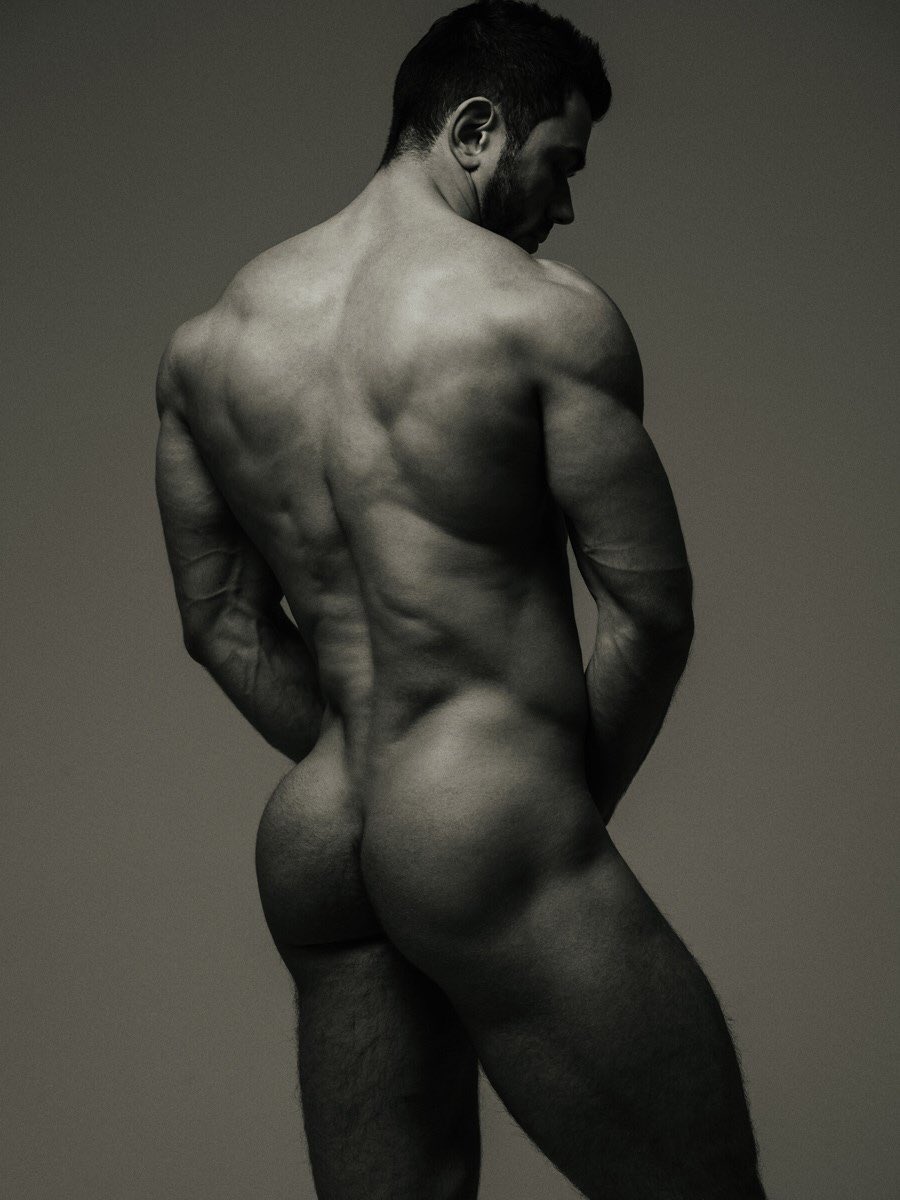 Ares (@thedeityofwars) on Twitter photo 