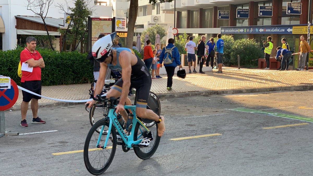 Turisme Eivissa Ibiza (@eivissaibiza) on Twitter photo Impressionant la capacitat dels atletes que participen en aquesta nova edició de l'Ibiza Half Triathlón. Competiran durant unes 4 hores...
#Eivissa #Ibiza #Esport #IbizaTriatlon <a href="/TriatlonIbiza/">Ibiza Triatlon</a> Impressionant la capacitat dels atletes que participen en aquesta nova edició de l'Ibiza Half Triathlón. Competiran durant unes 4 hores...
#Eivissa #Ibiza #Esport #IbizaTriatlon <a href="/TriatlonIbiza/">Ibiza Triatlon</a>
