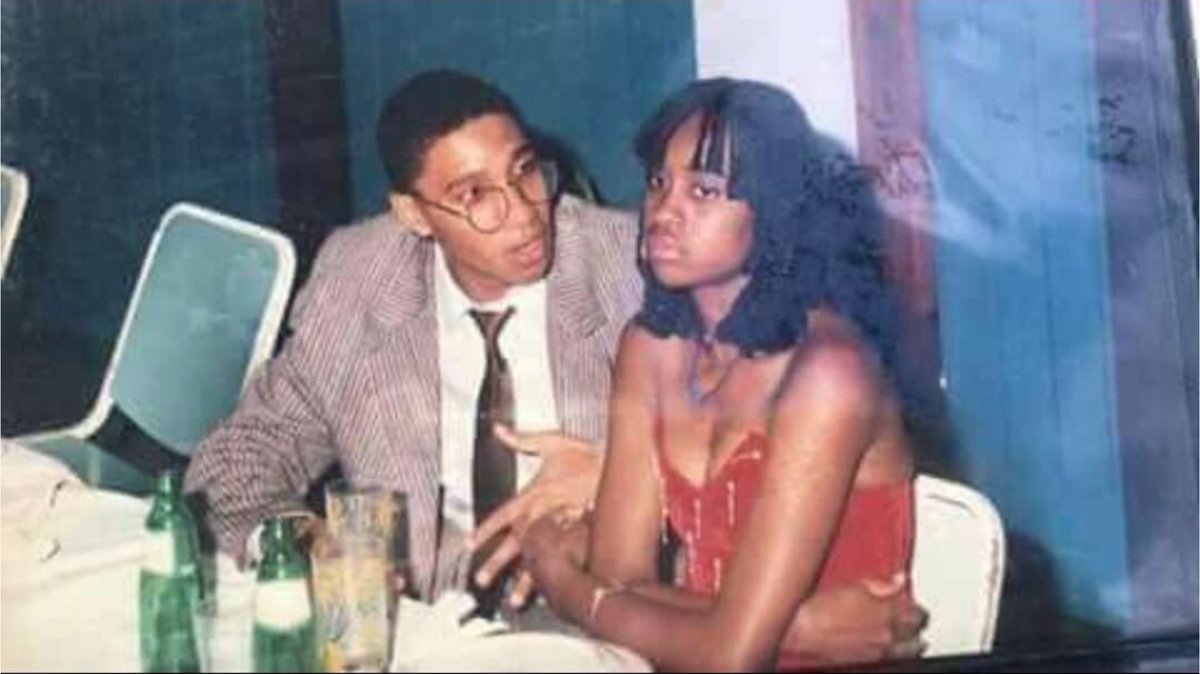 "When mi tun Prime Minister mi buy yo di cordless phone Julie! Easy nu"